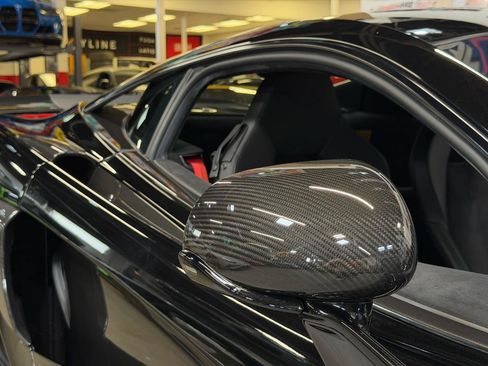 Used 2019 McLaren 600LT RWD image 14