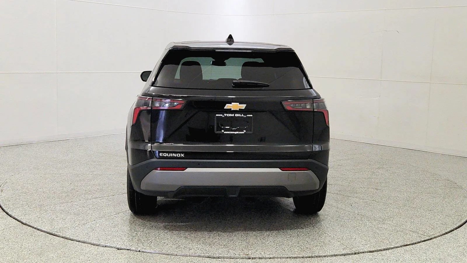 Used 2026 Chevrolet Equinox LT w/ Convenience Package II FWD image 6