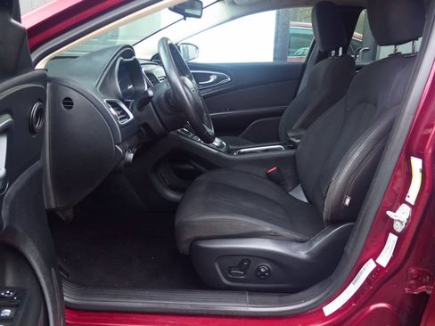 Used 2015 Chrysler 200 Limited w/ Convenience Group FWD image 11