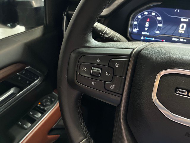 Used 2025 GMC Sierra 2500 Denali Ultimate w/ Max Trailering Package AWD/4WD image 24