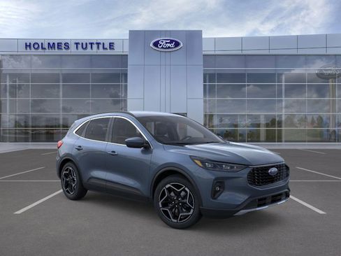 New 2026 Ford Escape Platinum image 7