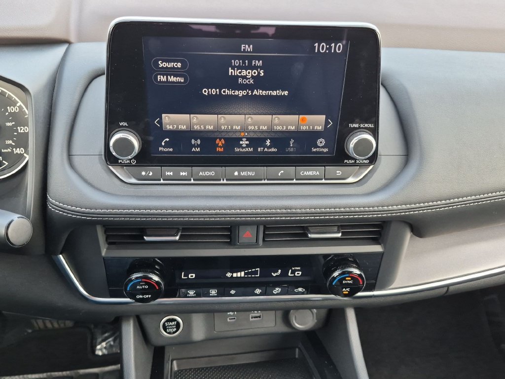 Used 2023 Nissan Rogue SV AWD/4WD image 17