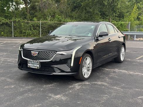 Used 2026 Cadillac CT4 Premium Luxury AWD/4WD image 9