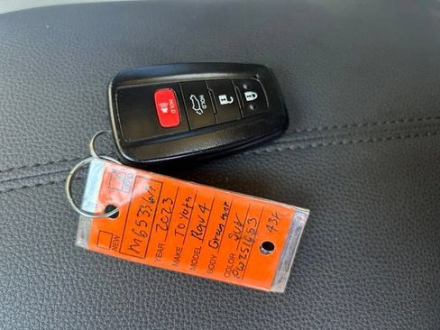 Used 2023 Toyota RAV4 XLE Premium FWD image 18