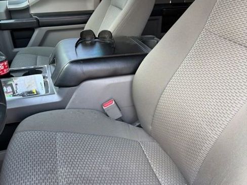 Used 2015 Ford F150 XLT w/ Equipment Group 302A Luxury AWD/4WD image 9