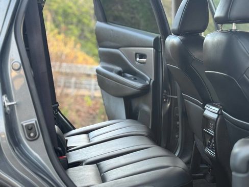 Used 2022 Nissan Murano SV image 13