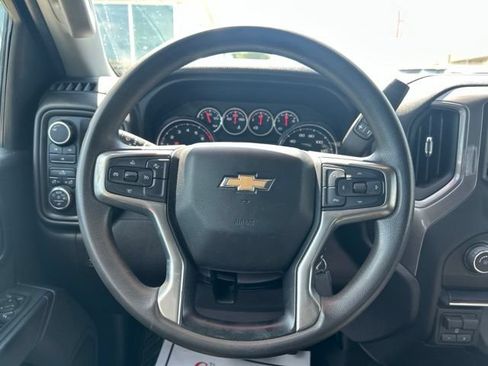 Used 2022 Chevrolet Silverado 2500 Custom w/ Custom Value Package AWD/4WD image 20