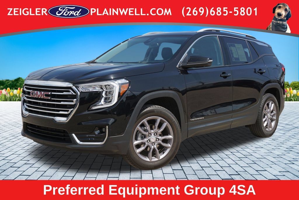 Used 2022 GMC Terrain SLT w/ Tech Package AWD/4WD image 1