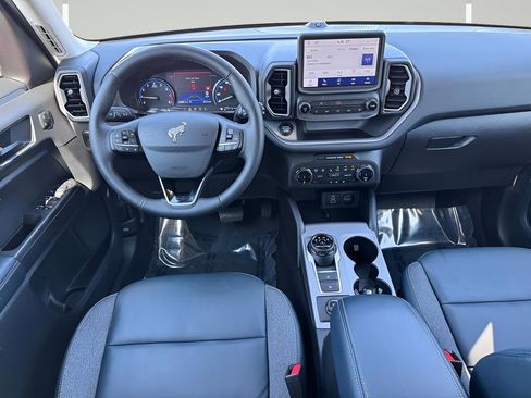 Used 2024 Ford Bronco Sport Outer Banks w/ Tech Package AWD/4WD image 5