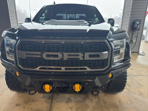 Used 2019 Ford F150 Raptor w/ Equipment Group 801A Mid image 2