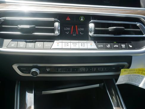 Used 2023 BMW X5 sDrive40i w/ M Sport Package RWD image 12
