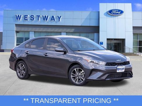 Used 2023 Kia Forte LXS FWD image 1