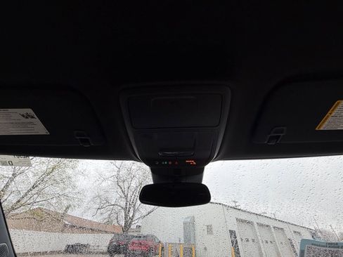 Used 2025 Buick Enclave Preferred image 35