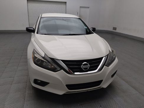 Used 2017 Nissan Altima 2.5 SR w/ Midnight Edition Package image 14