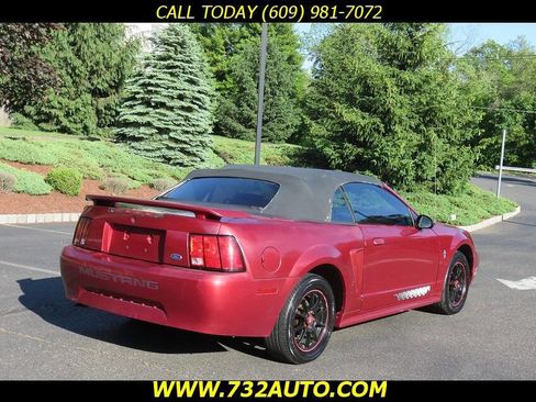 Used 2003 Ford Mustang Premium image 12
