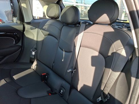Used 2024 MINI Cooper S FWD image 8