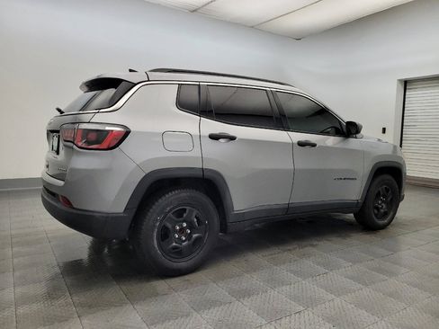 Used 2019 Jeep Compass Sport image 10