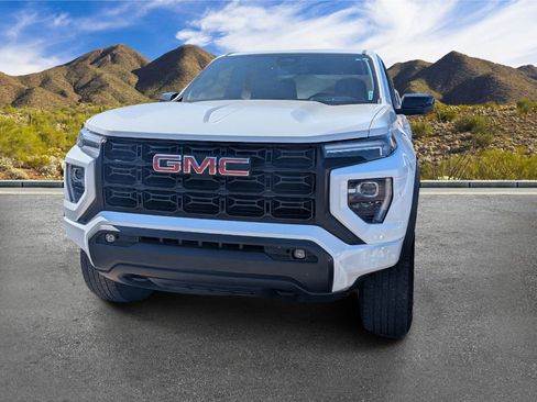 Used 2023 GMC Canyon Elevation w/ Elevation Premium Package RWD image 2