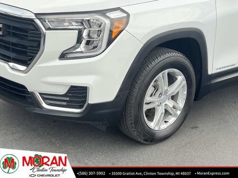 Certified 2023 GMC Terrain SLE AWD/4WD image 10