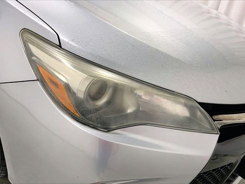 Used 2016 Toyota Camry LE image 28