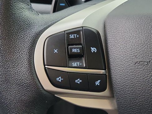 Used 2020 Ford Explorer XLT w/ Equipment Group 202A RWD image 22