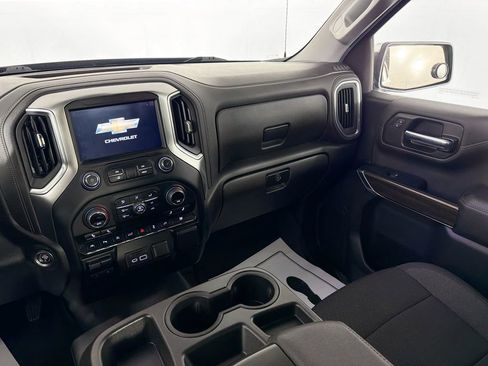 Used 2022 Chevrolet Silverado 1500 LT w/ Convenience Package II AWD/4WD image 22