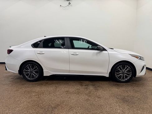 Used 2023 Kia Forte GT-Line w/ GT-Line Premium Package FWD image 7