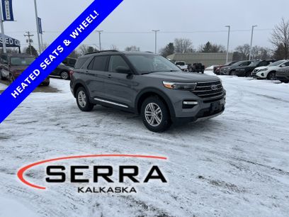 Certified 2022 Ford Explorer XLT w/ Equipment Group 202A