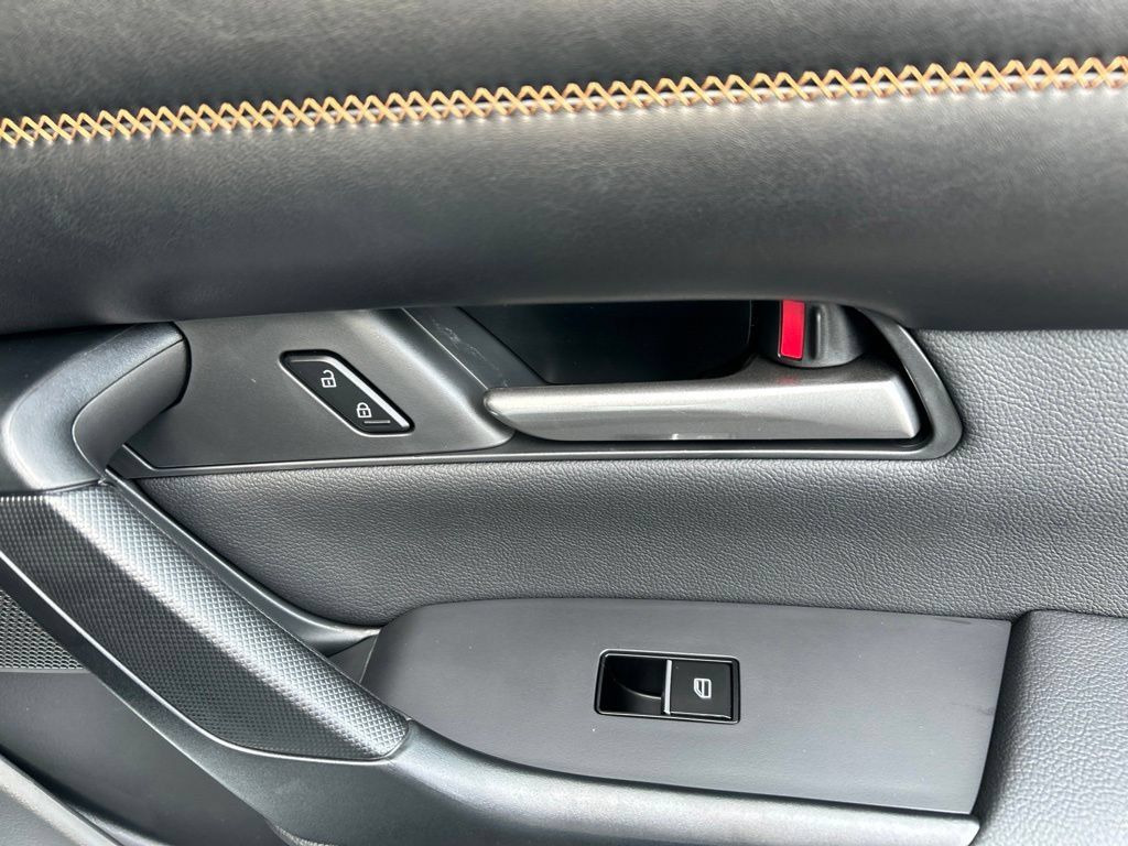 New 2026 MAZDA CX-50 AWD 2.5 Hybrid w/ Cargo Package image 32