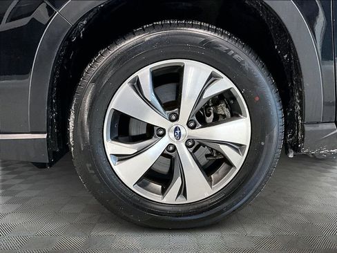 Used 2023 Subaru Ascent Premium w/ Convenience Package image 28