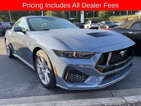 Used 2025 Ford Mustang GT Premium RWD image 12