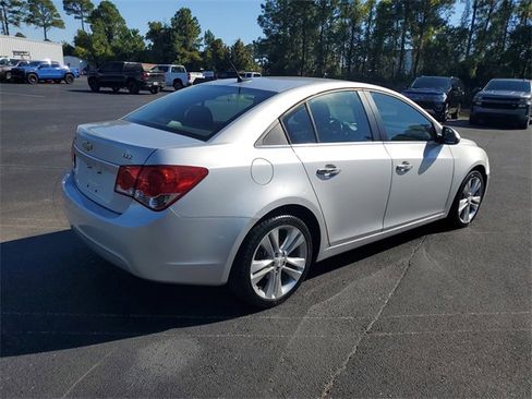 Used 2014 Chevrolet Cruze LTZ image 6