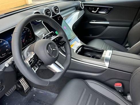 New 2026 Mercedes-Benz GLC 300 4MATIC image 9