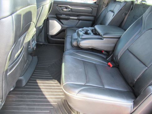 Used 2019 RAM 1500 Limited image 28