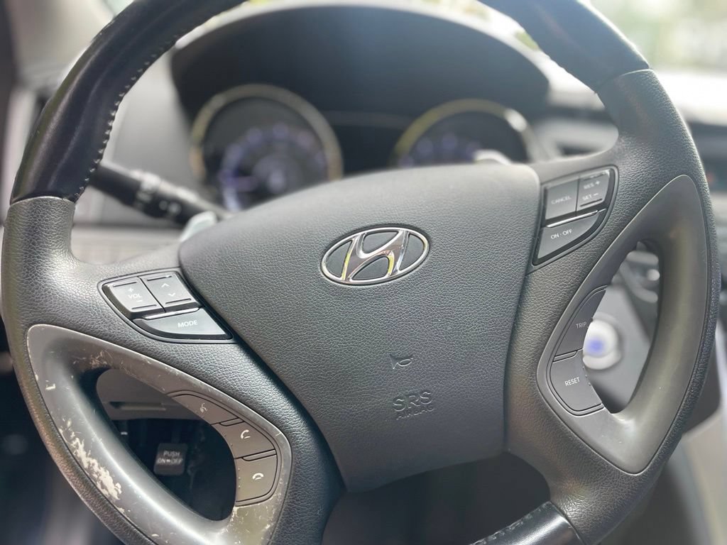 Used 2013 Hyundai Sonata SE FWD image 14