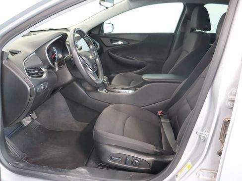 Used 2022 Chevrolet Malibu RS FWD image 8