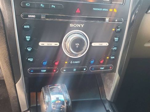 Used 2016 Ford Explorer Limited w/ Equipment Group 301A image 15