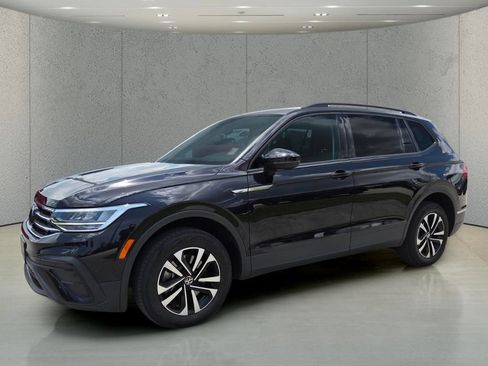Used 2022 Volkswagen Tiguan S w/ IQ.Drive Package AWD/4WD image 10