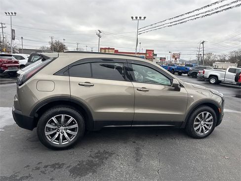 Used 2020 Cadillac XT4 Sport image 3