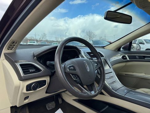 Used 2013 Lincoln MKZ 4dr Sdn AWD image 14