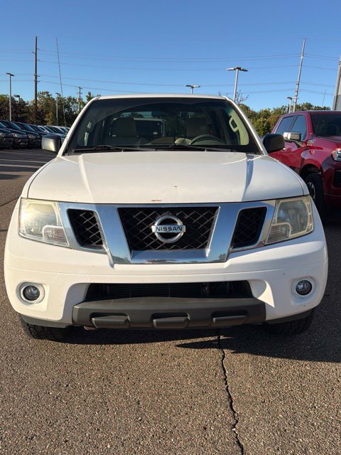 Used 2012 Nissan Frontier SV AWD/4WD image 2