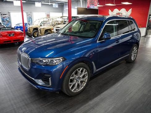 Used 2020 BMW X7 xDrive40i w/ Premium Package AWD/4WD image 2
