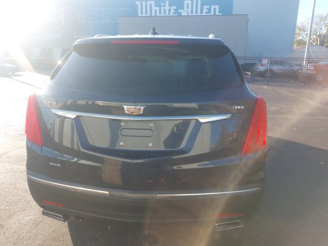 Used 2018 Cadillac XT5 Luxury w/ Driver Awareness Package AWD/4WD image 6