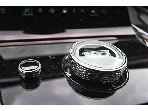 New 2026 Cadillac Escalade Luxury w/ LPO, Radiant Package image 21