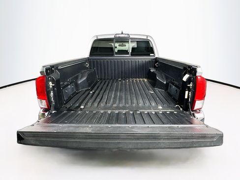 Used 2017 Toyota Tacoma SR5 w/ Tow Package image 26