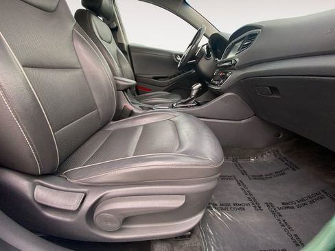 Used 2019 Hyundai Ioniq Limited image 15