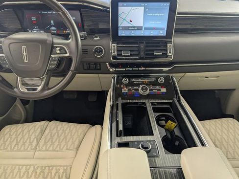 Used 2021 Lincoln Navigator L Black Label image 26