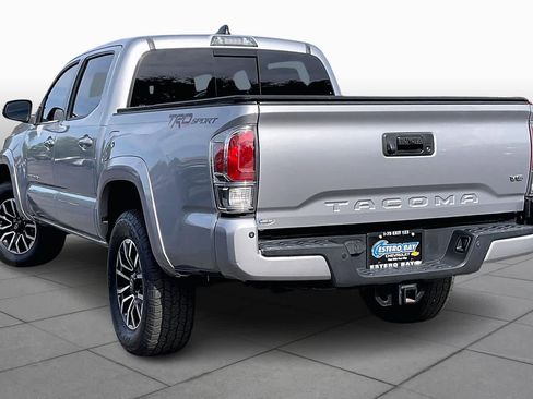 Used 2020 Toyota Tacoma TRD Sport image 11