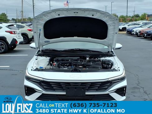 Used 2024 Hyundai Elantra SEL image 31