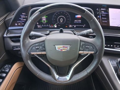 Certified 2023 Cadillac Escalade ESV Premium Luxury image 4